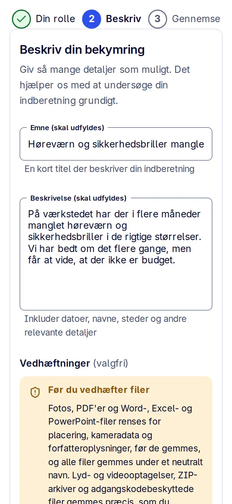 Indberetningen på en telefon: emne og beskrivelse. Der er ingen felter til navn.